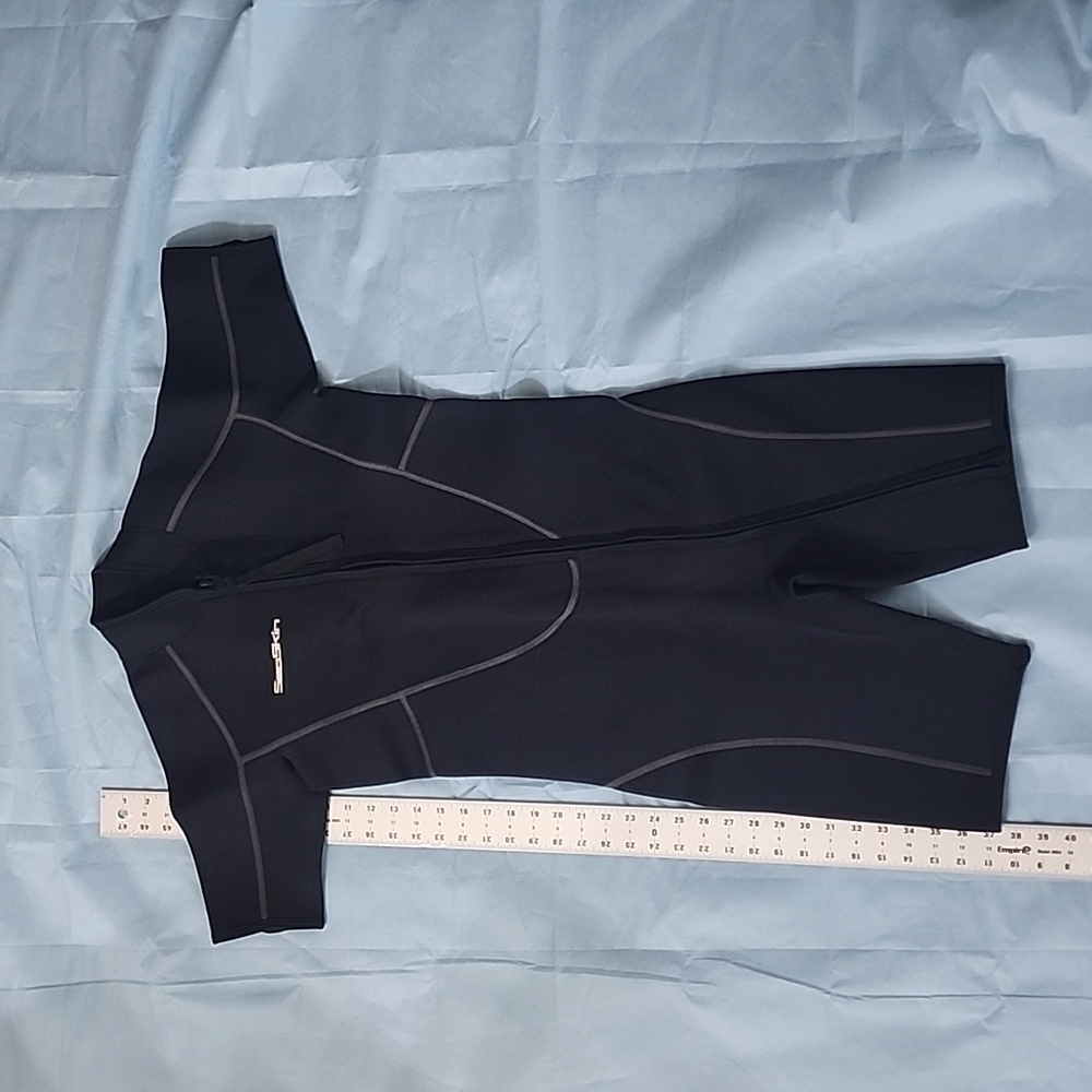 Seaskin Wetsuit small mens